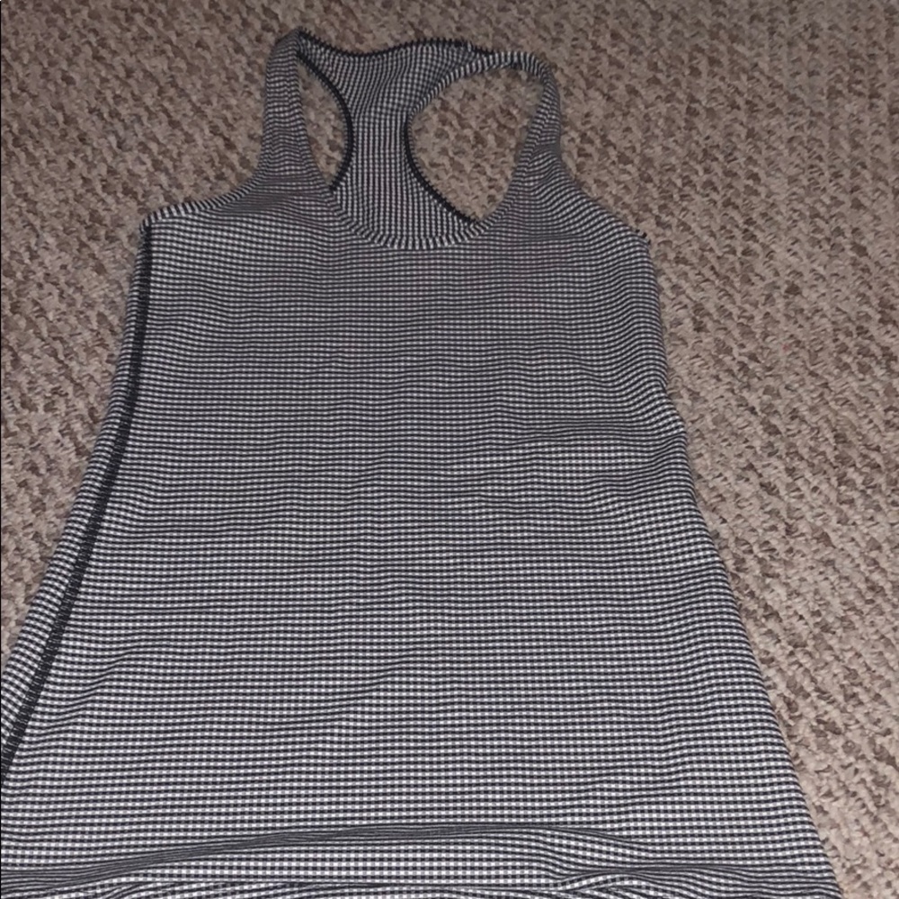 Lululemon tank